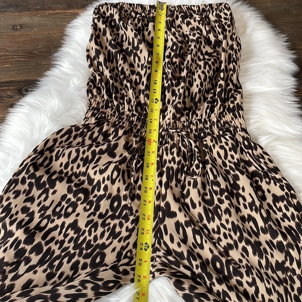 Tyche Leopard print strapless jumpsuit. NWT size Small - Picture 4 of 7